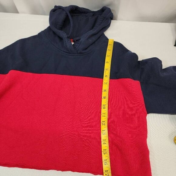 Hollister Size Medium Women's Lot of 2 Cropped Hoodies Sweater Pullover Hood Col - Picture 7 of 11